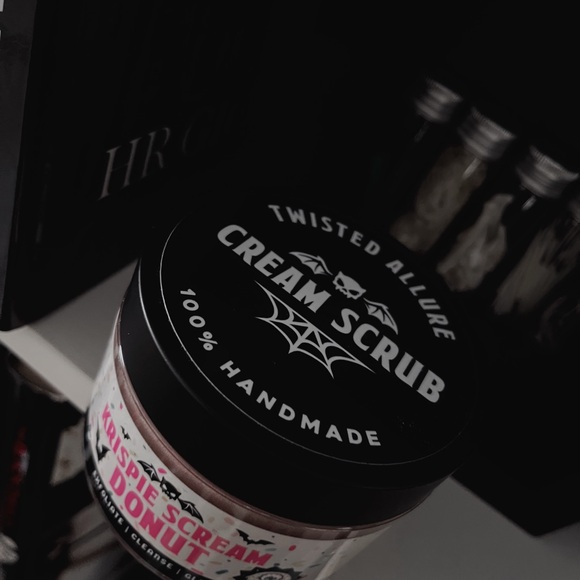 🖤SOLD🖤 - Picture 3 of 4